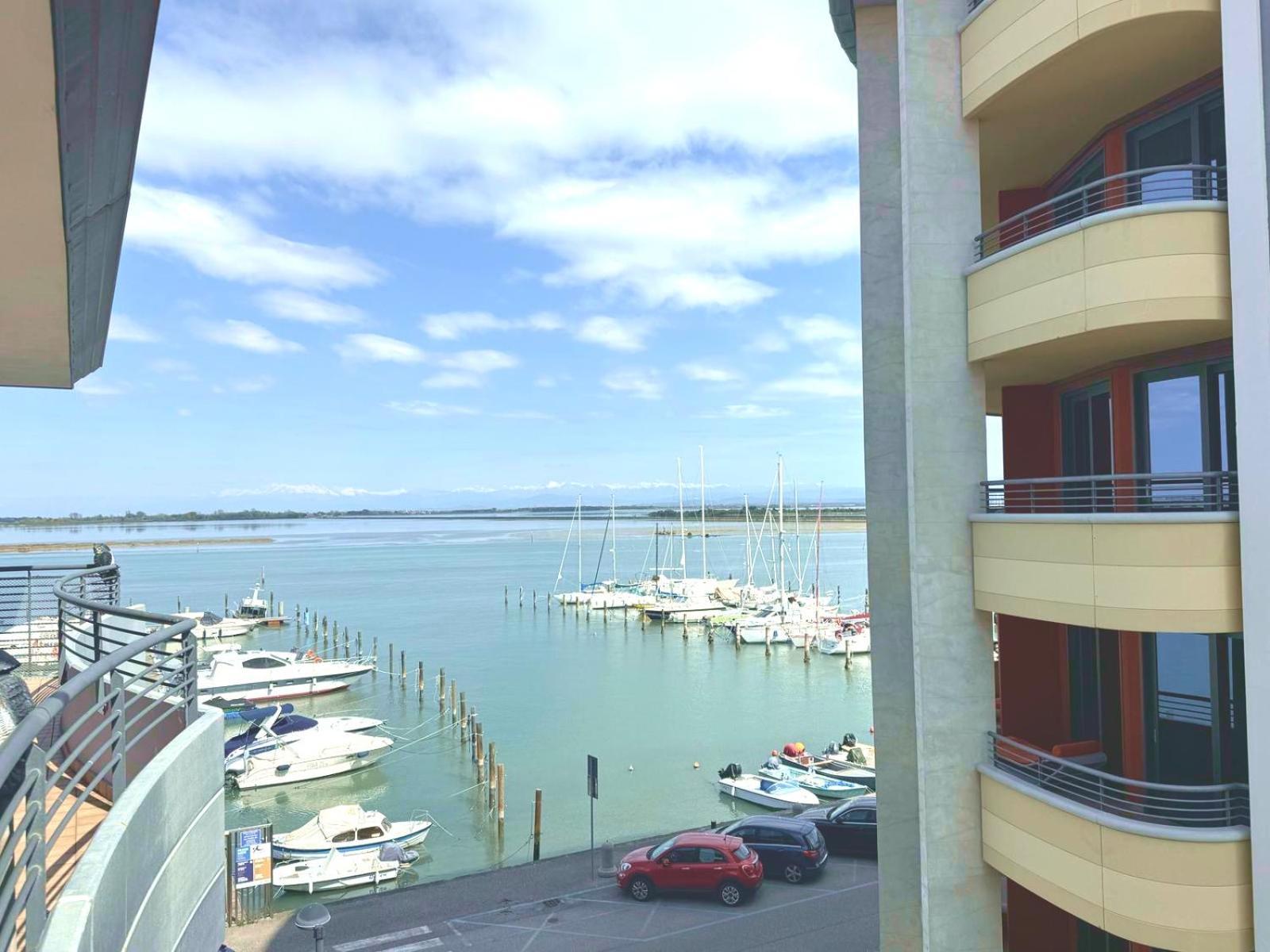 Costa Azzurra Apartment Grado Quarto foto